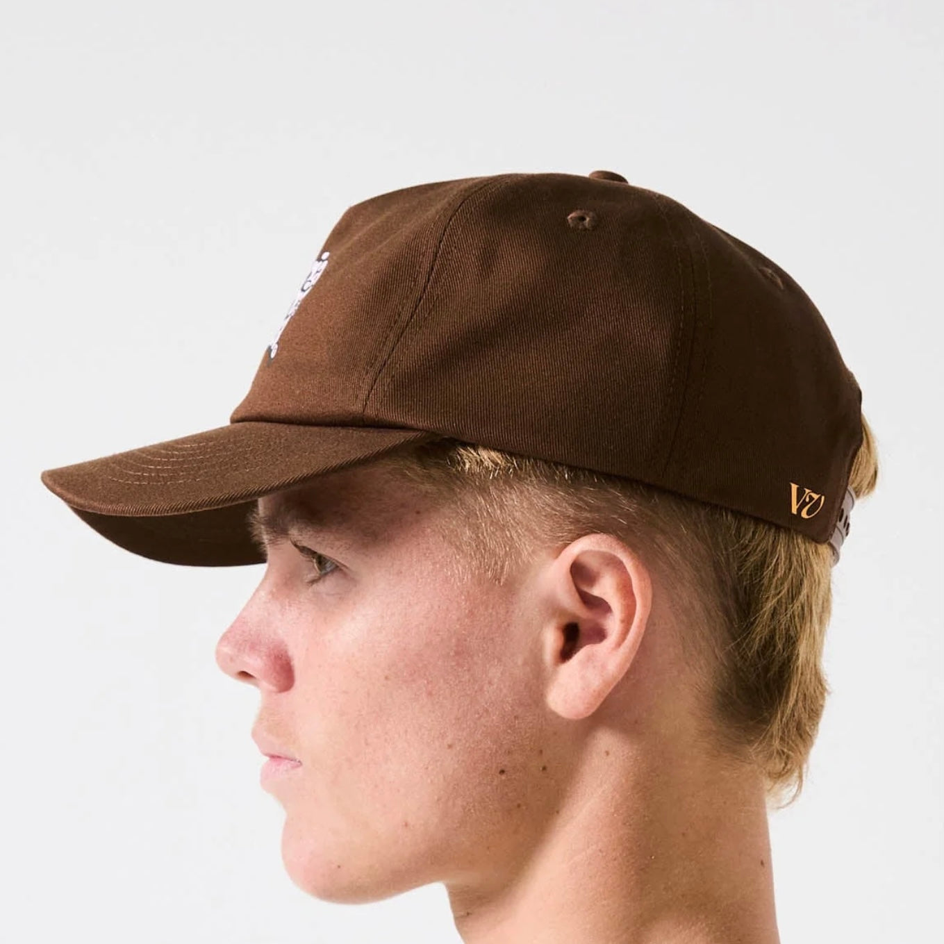 Rivvia Projects | PUFFER CAP | BROWN