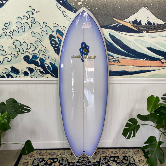 Plastic Fantastic | 5'8" Kneelo Quad