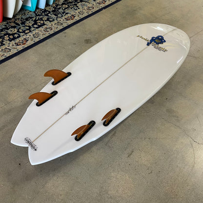 Plastic Fantastic | 5'8" Kneelo Quad