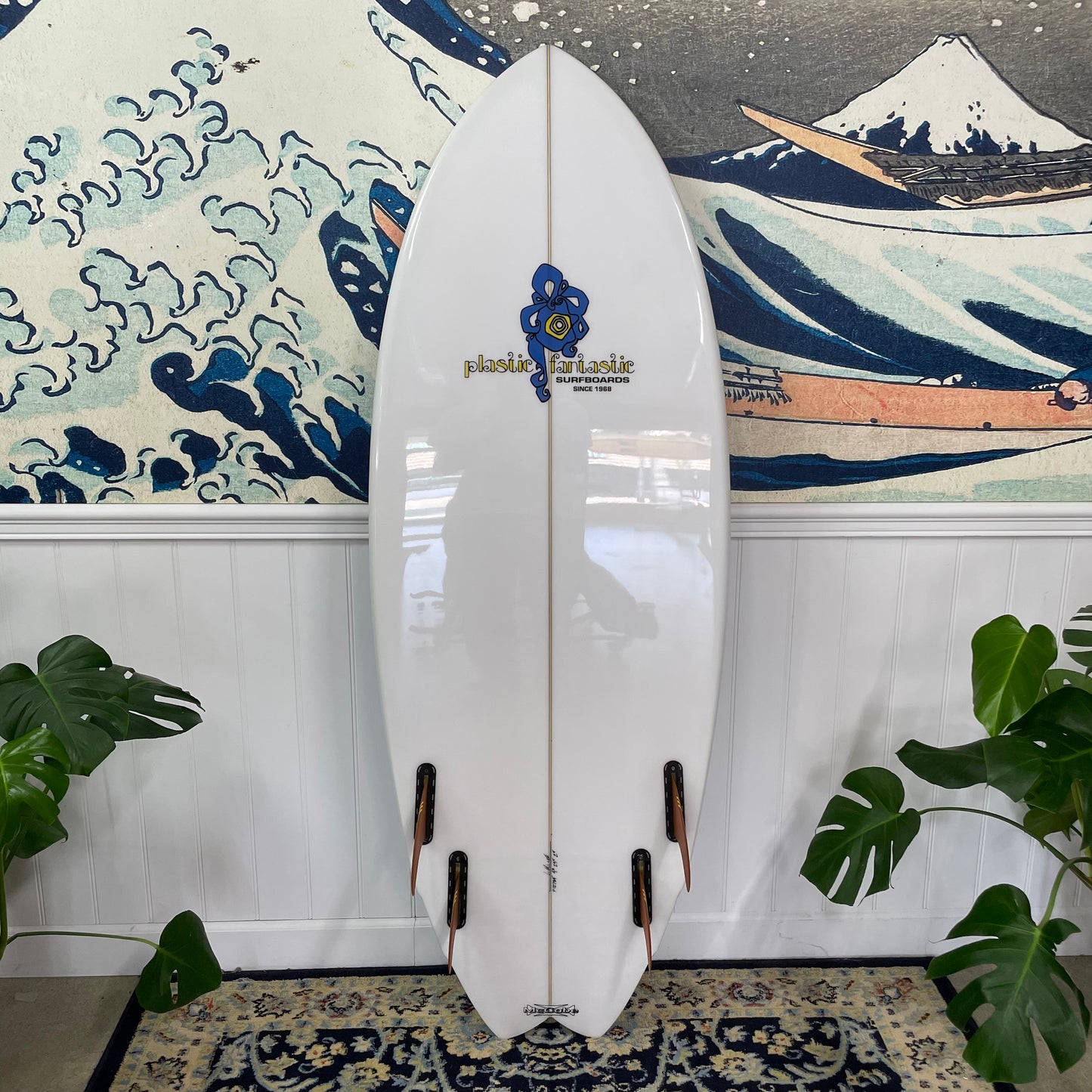 Plastic Fantastic | 5'8" Kneelo Quad