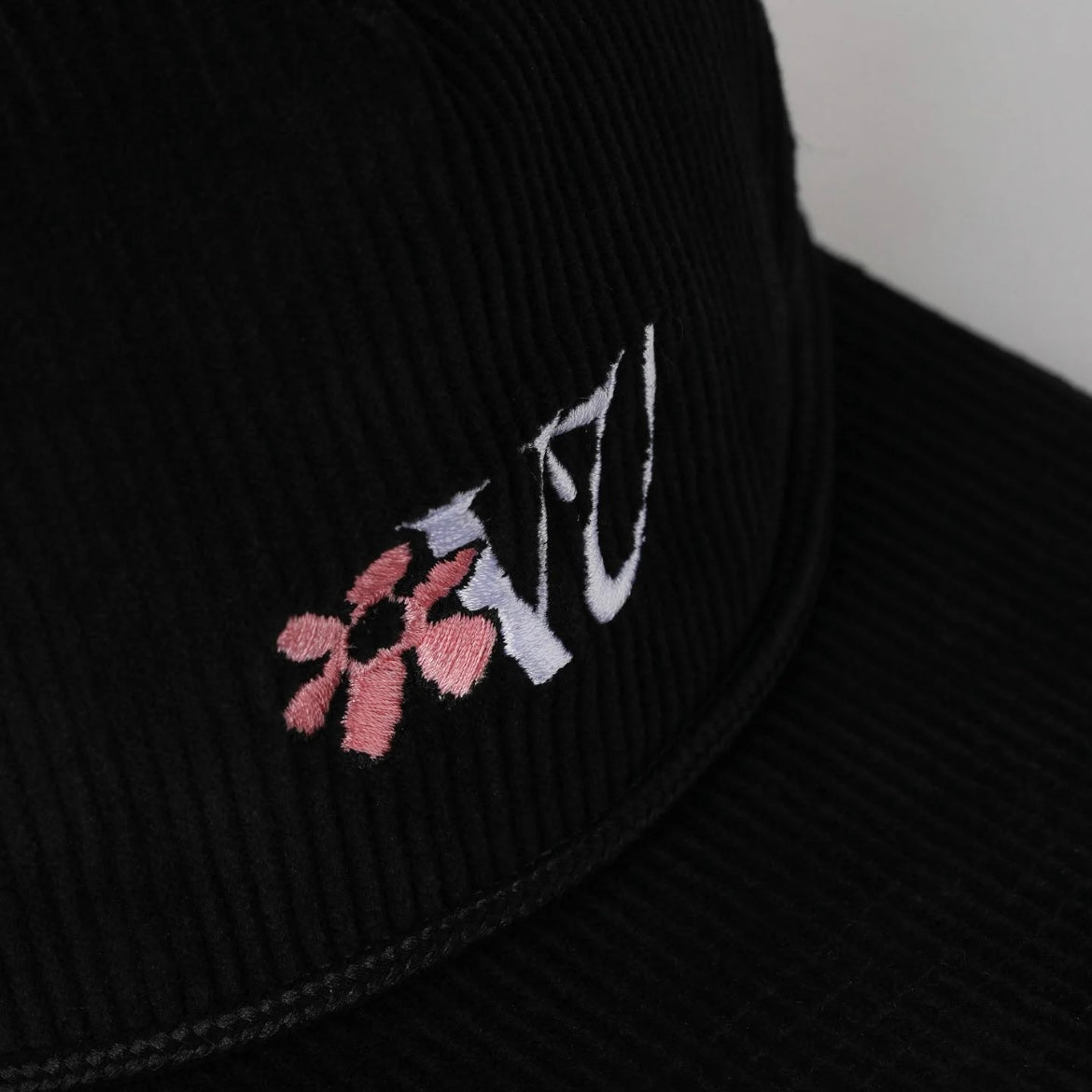 Rivvia Projects | DIGI FLOWER CAP | BLACK